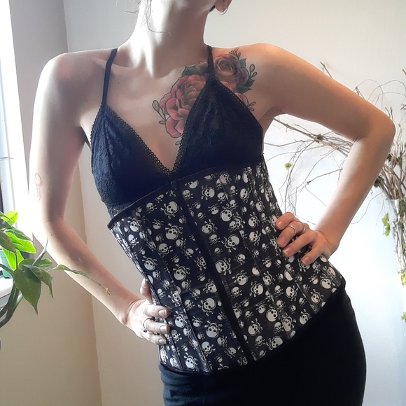 Skull Zip-Up Corset - Picture 3 of 3